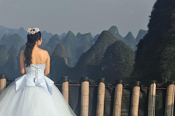 Full-Day Guilin Li-River Cruise and Yangshuo Xianggong hill Private Day Tour - Mural Hill and the Nine Horses Fresco