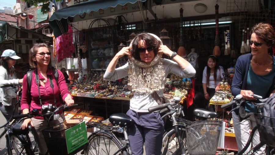 Full-Day Shanghai Classic Bike Tour - Taikang Road and the longtang lanes