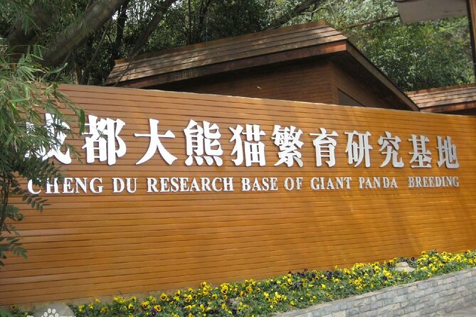 Giant Panda and Leshan Buddha Day Trip from Chengdu - Wuyou Temple and the optional river cruise