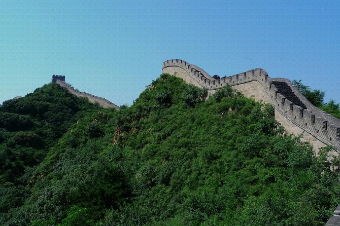 Great Wall of China at Badaling and Ming Tombs Day Tour from Beijing - Lunch, jade, and the sales pressure