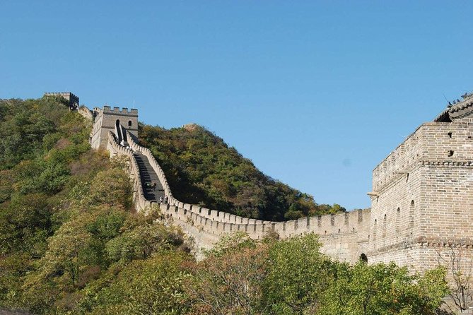 Group Tour Including Mutianyu Great Wall And Buffet Lunch - Reaching the Mutianyu wall