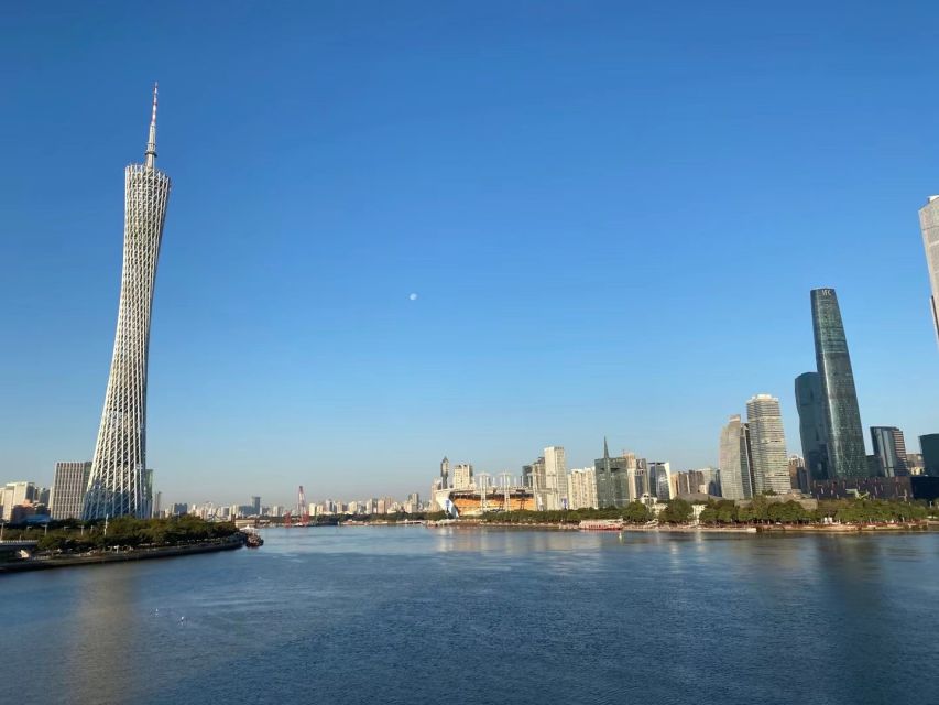 Guangzhou Day Tour By Metro & Boat - The Pearl River by public boat