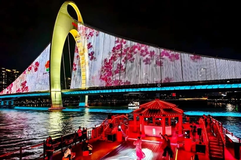 Guangzhou: Pearl River 1-hour Night Cruise (Optional Piers) - Open-air seating and night photography