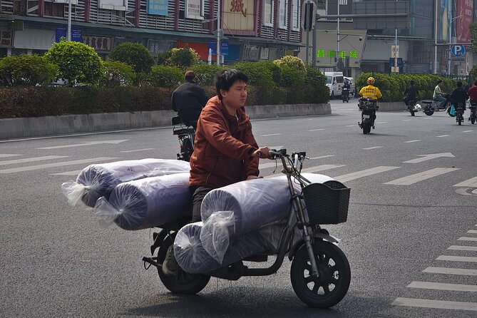 Guangzhou: Textile Hub and Garment Factory Half-day Tour - Who will get the most from this experience?