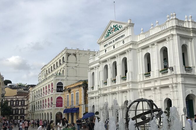 Guided Macau Sightseeing Tour from Macau Hotels - What this five-hour route gets right