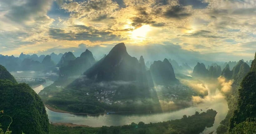 Guilin: 1-Day Cave, Xianggong Hill, Bamboo Boat & Show - FAQ