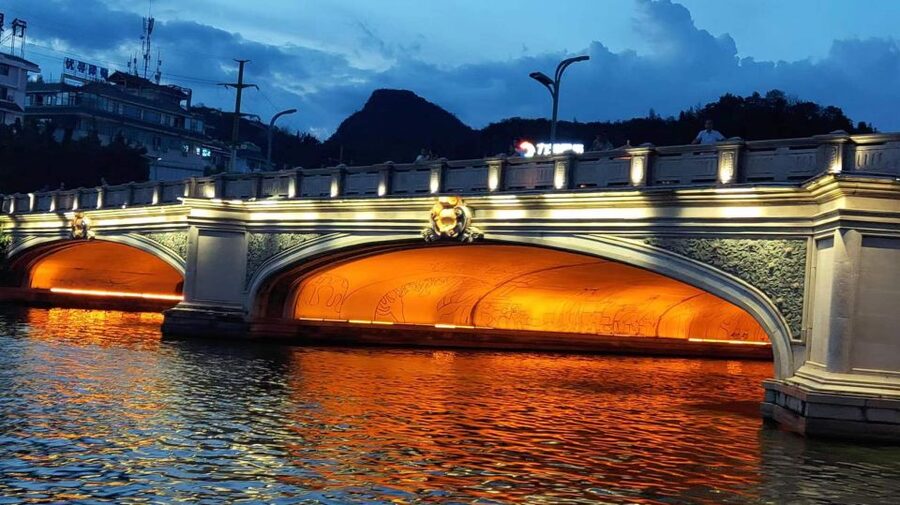 Guilin: Four Lakes Night Cruise with Round-trip Transfer - From hotel pickup to the boat
