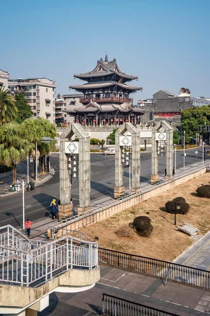 Guilin Local Life & Scenic Wonders: Full-Day in-depth city - A private day with room to adjust