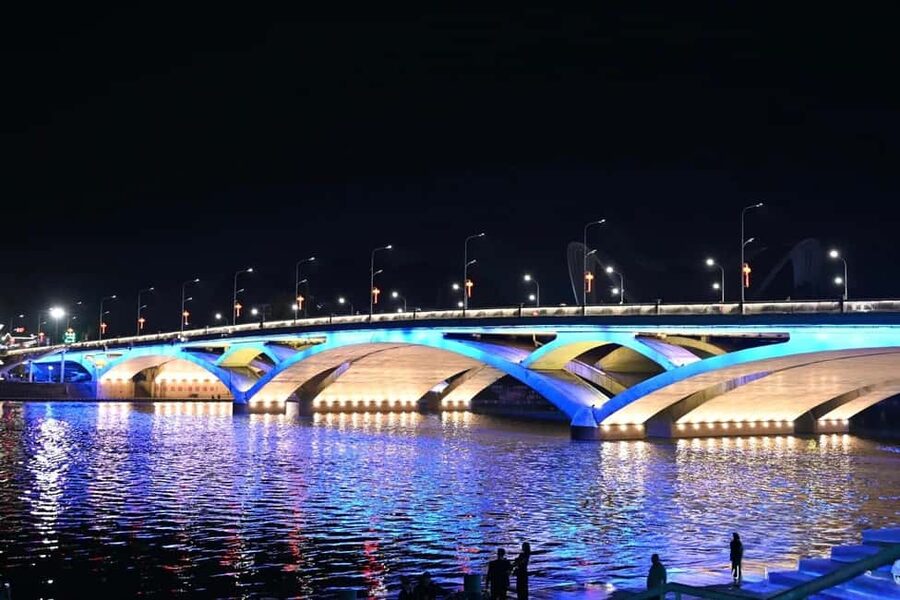 Guilin Local Life & Scenic Wonders: Full-Day in-depth city - Practical advice before you go