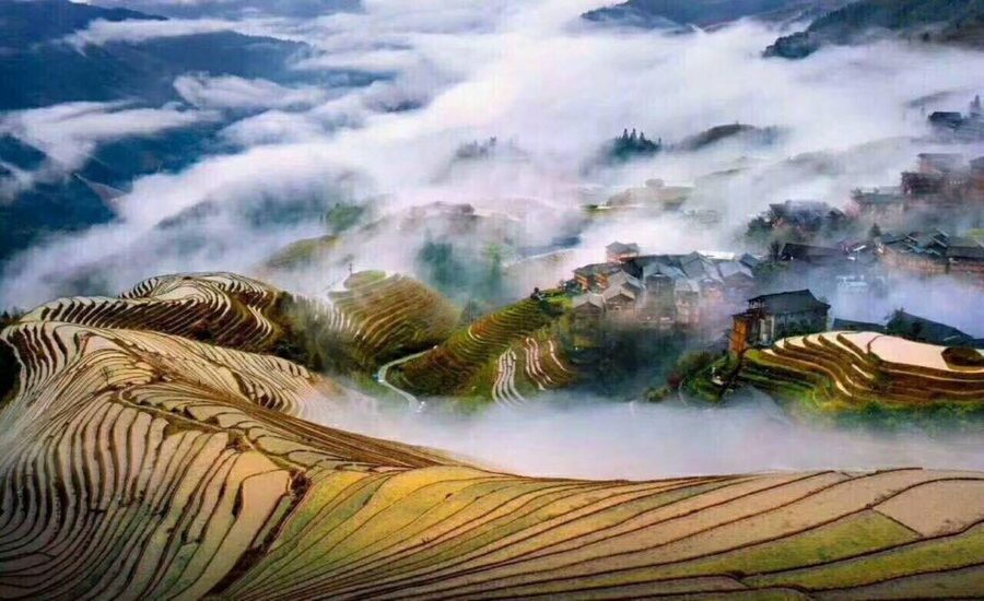 Guilin: Longji Rice Terraces& Long Hair Village Private Tour - Walking through Ping’an’s famous viewpoints