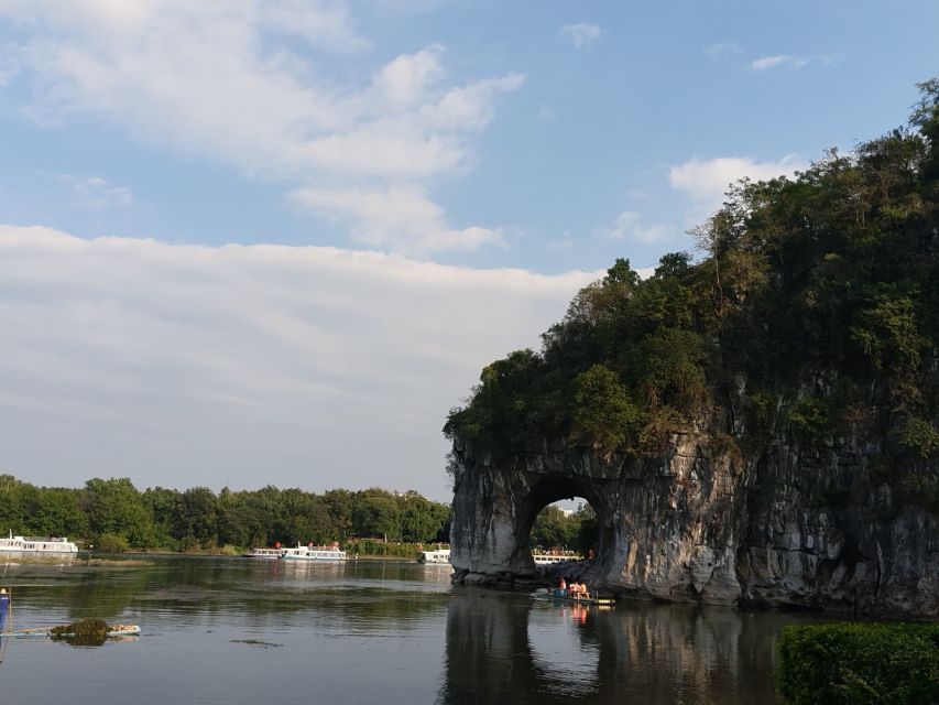 Guilin: Private Full-Day City Tour with Fubo Hill - Elephant Trunk Hill and Guilin’s famous symbol