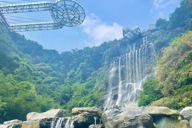 Gulong Gorge Glass Skywalk Bridge and waterfall View Private Tour - The role of Albert and the private guide
