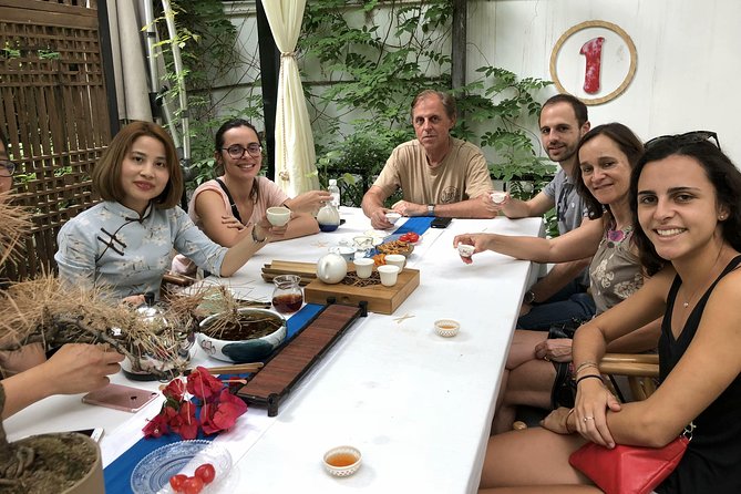 Half-day Private Kungfu Tea course in Local Tea House - Six tea types, three tastings, and a useful introduction