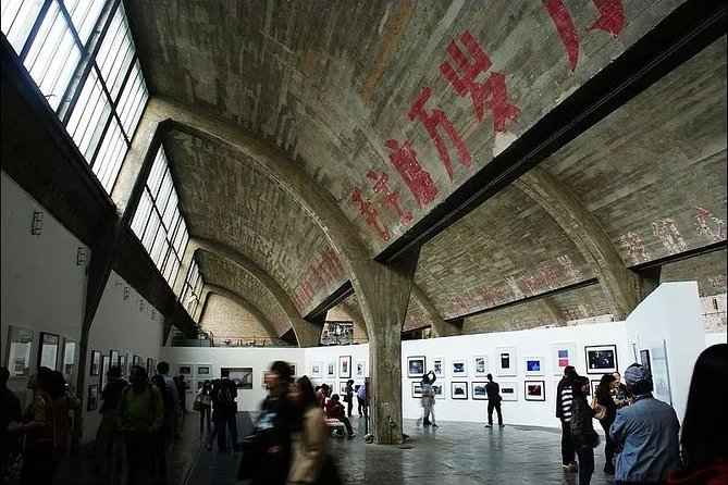 Half Day Tour to 798 Art Zone with Private Tour Guide Service - What the three-hour visit can include