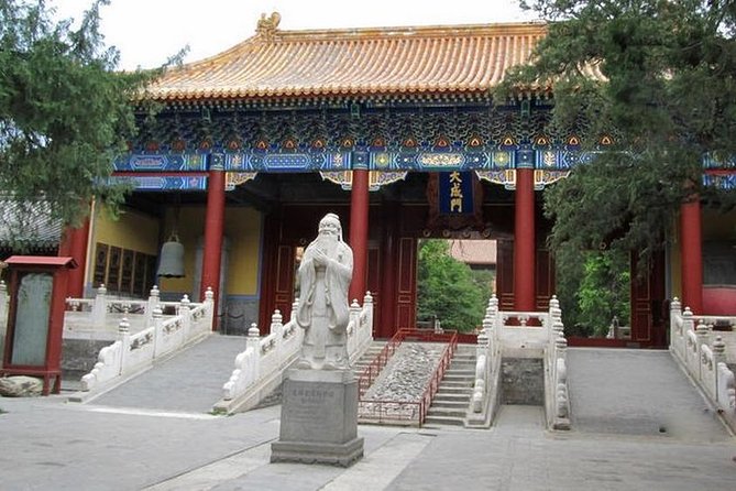 Half Day Tour To Lama Temple and Confucius Temple in Beijing - From Buddhist worship to Confucian learning