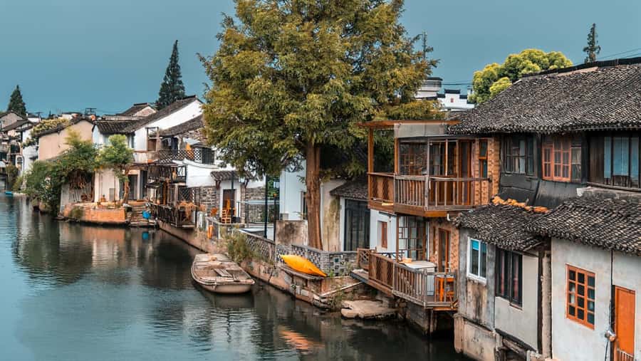Half-Day Zhujiajiao Water Town Wonders Private Tour - Guides Who Add the Most Value