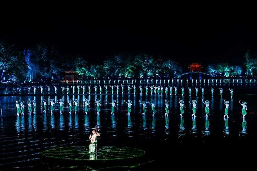 Hangzhou: Impression West Lake Show Enduring Memories of HZ - Act 4: High Mountains and Flowing Waters