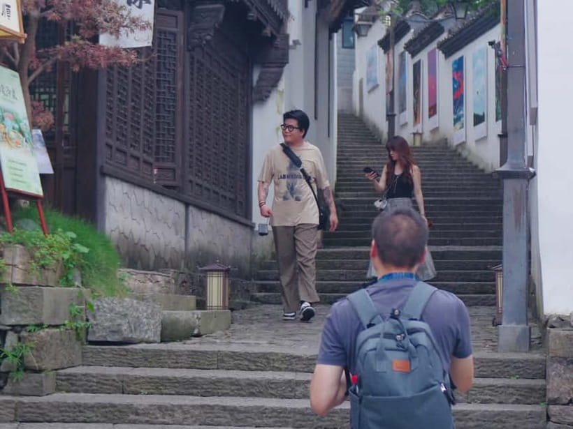Hangzhou Insider Mini-Hike: TCM, Hill Views and Wet Market - Da Ma Long market, where Hangzhou shops for dinner