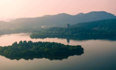 Luxury West Lake Cruise+Santan Yinyue Island Ticket