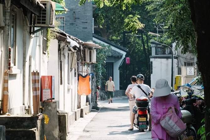 Hangzhou Mini-Hike Tour with Local Market Life Experience - Why this Hangzhou walk feels different