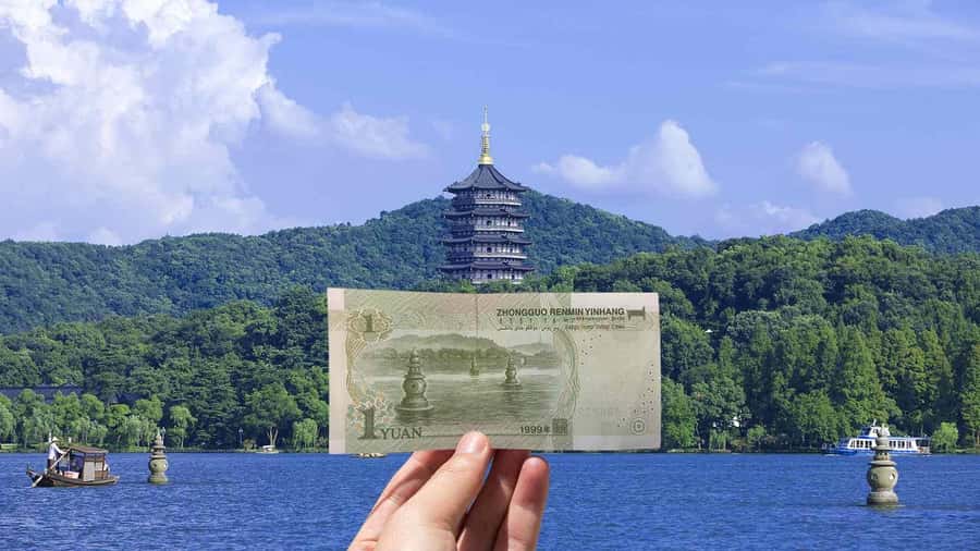 Hangzhou: Private Customized Tour of City's Top Sights - Lingyin Temple and Feilai Peak