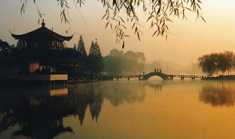 Hangzhou Private Day Trip by Bullet Train from Shanghai - Why Hangzhou works as a day trip from Shanghai