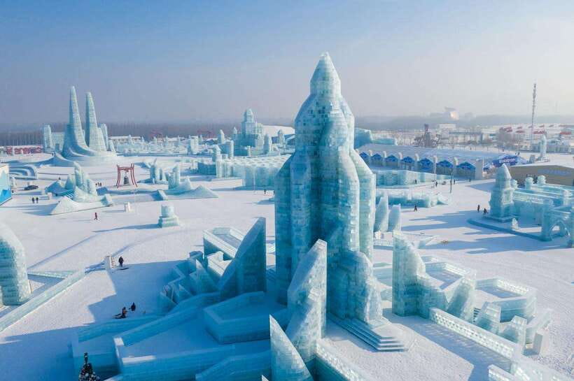 Harbin Ice and Snow Fairyland Private Day Tour - Meeting your guide at 10 a.m.