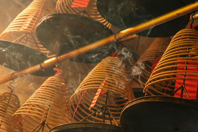 Highlights & Hidden Gems With Locals: Best of Hong Kong Private Tour - Why this short Hong Kong walk works