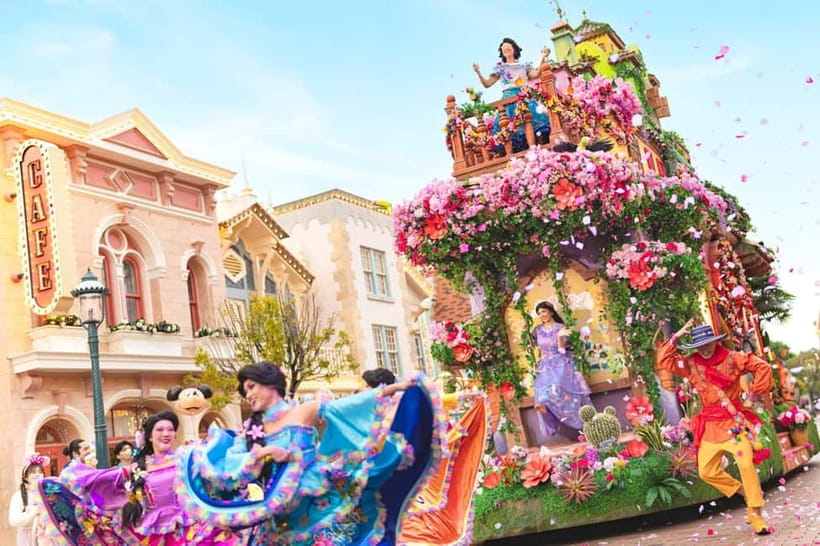 Hong Kong Disneyland: Non-Stop 2-Day Fun Ticket - Why two days matter at Hong Kong Disneyland