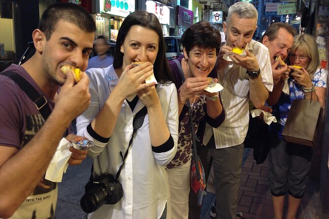 Hong Kong Food Tour: Central and Sheung Wan Districts - Starting in Central at Queen’s Road