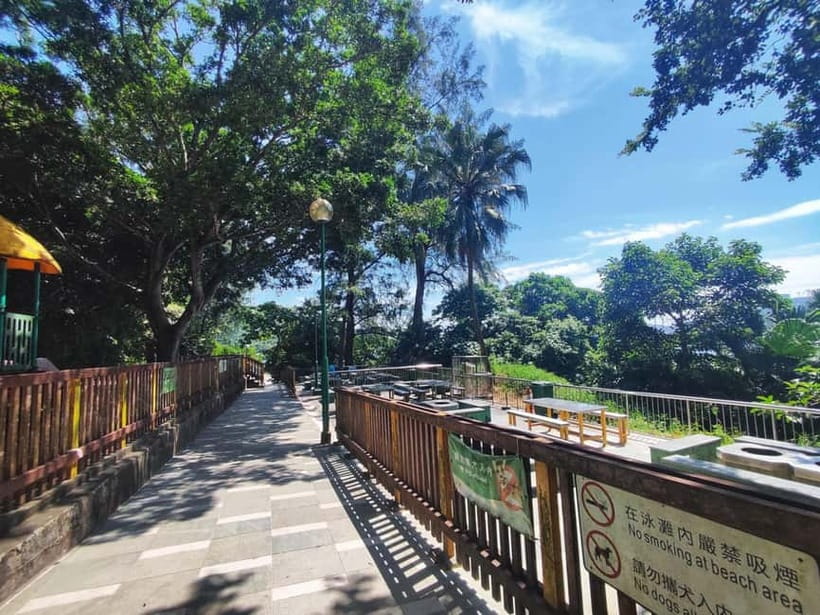 Hong Kong | Hiking and Hidden Gems Tour with Private Driver - Villages and temples add a human side