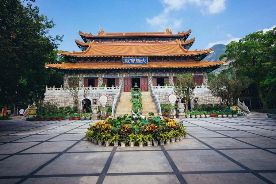 Hong Kong: Lantau Private Coach, Tai O & Big Buddha Tour - Returning to Ngong Ping and choosing the cable car