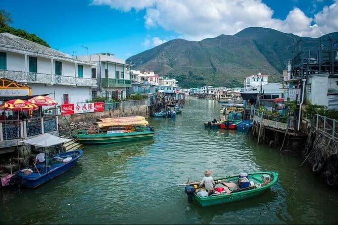 Hong Kong One Day Private Tour from Guangzhou by Bullet Train - Riding the Ding Ding tram through Hong Kong Island