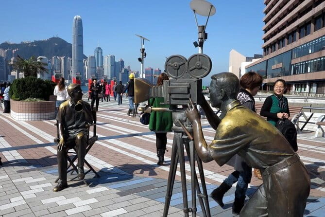 Hong Kong One Day Private Tour from Guangzhou by Bullet Train - The morning train from Guangzhou East