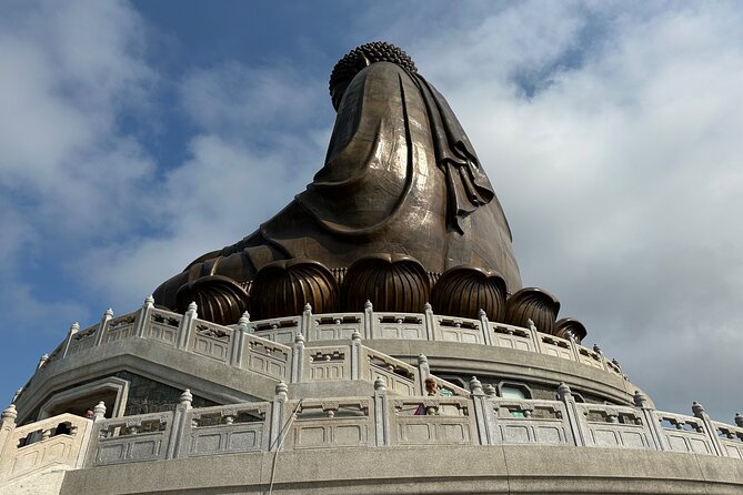 Hong Kong's Top 2 sites: Private Victoria Peak & Big Buddha Tour - Victoria Peak without the uphill queue