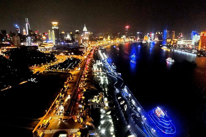 Hot Pot Dining Experience with Hot Spring Bathing or River Cruise in Shanghai - What this Shanghai night tour is really offering