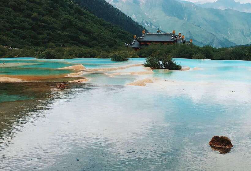 Huanglong Scenic Area: Explore Stunning Five-Colored Ponds - How the cableway changes the day