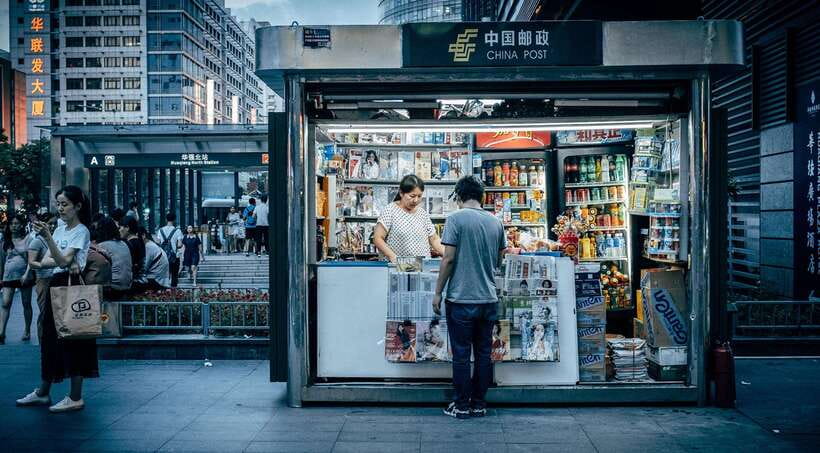 Huaqiangbei Insider Tour: Explore Shenzhen’s Tech Wonderland - Meeting your guide in Shenzhen