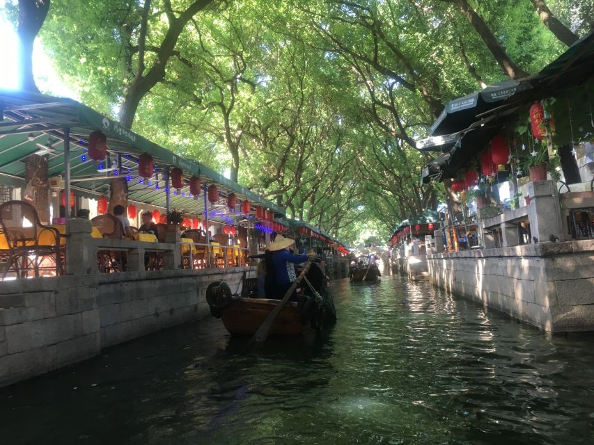 Immerse in Suzhou & Tongli: Private Day Trip - What the guides add to the day