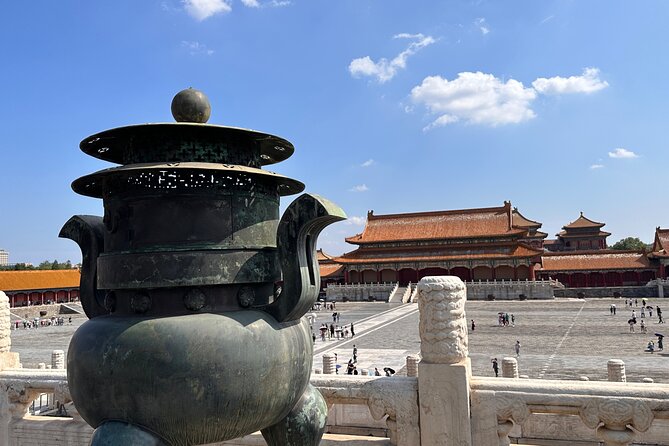 Imperial Secret-Forbidden City and Jingshan Park Small Group Tour - Qianqing Palace and the private imperial world