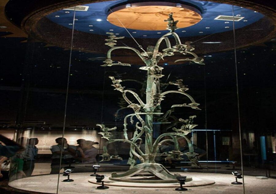 Jinsha&Sanxingdui archaeological site private day tour - Sanxingdui museum: four hours with an English guide