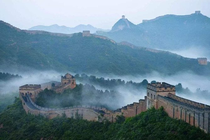 Jinshanling Great Wall Hiking: Guide/Driver Package with Tickets - Choosing between the two packages
