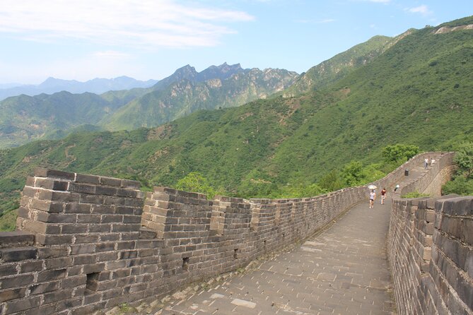 Jinshanling Great Wall to Simatai West Sunset Hiking Private Tour - Lunch, drinks, and the return to Beijing