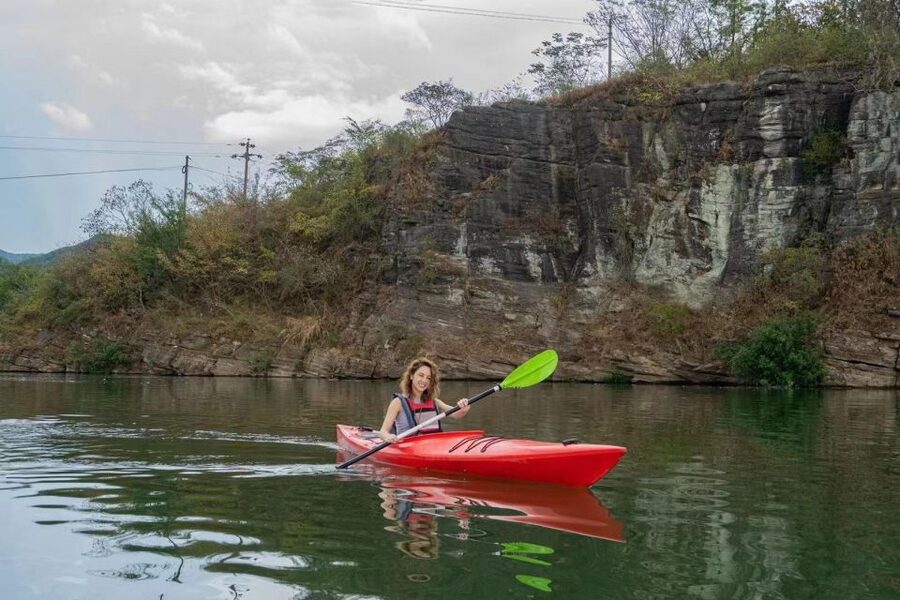 Kayaking tour with Local Guide( dry suit for winter) - Why the quiet setting matters