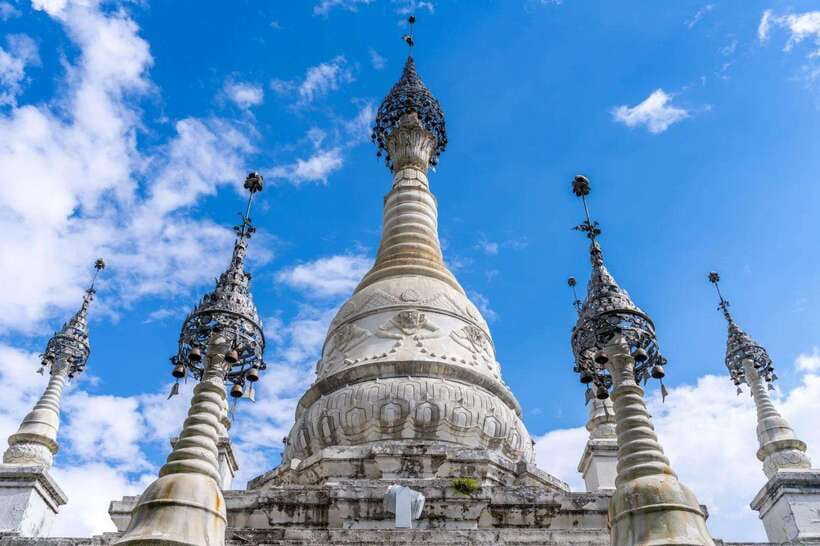 Kunming: Yunnan Ethnic Village & Western Hills Private Tour - Starting at Yunnan Ethnic Village