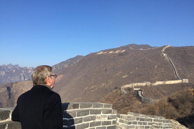 Layover Private Tour to Mutianyu Great Wall from Capital Airport ( PEK) - Meeting your guide at Capital Airport