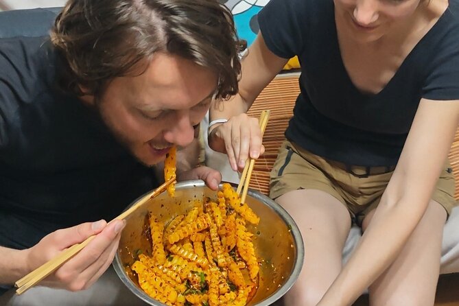 Learn cold noodle and wolf-teeth potato at local home - Key points to know before booking