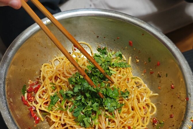 Learn cold noodle and wolf-teeth potato at local home - Shaping and cooking wolf-teeth potatoes
