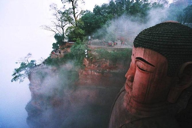 Leshan Giant Buddha Day Tour - Meeting the driver in Chengdu