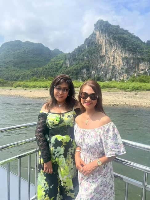 Li River Cruise with Yangshuo Countryside Tours - West Street, then the Yulong River
